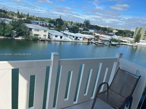 $2,650 | 7900 Tatum Waterway Drive, Unit 503, Miami Beach, FL 33141