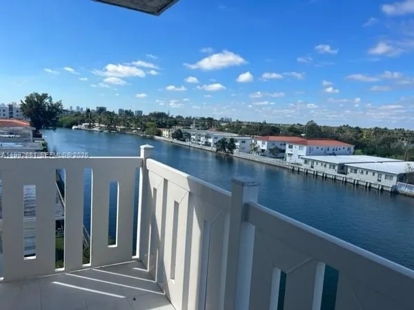 $2,650 | 7900 Tatum Waterway Drive, Unit 503, Miami Beach, FL 33141