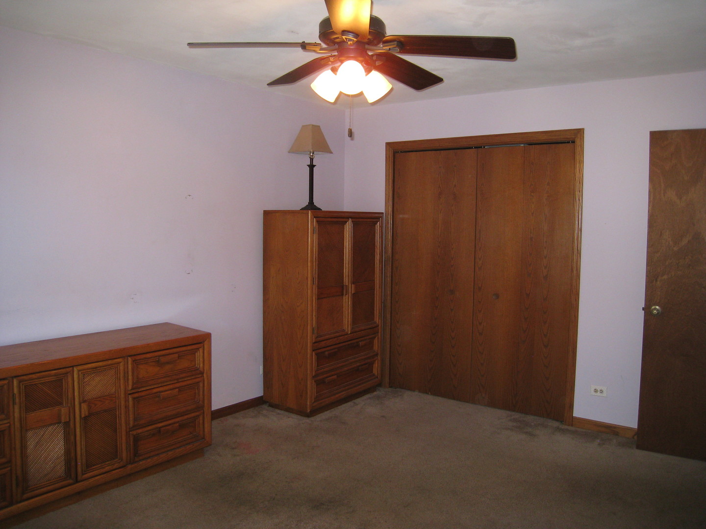 426 Castle Road McHenry, IL 60051 - Photo 17 of 35 Gallery Image 17