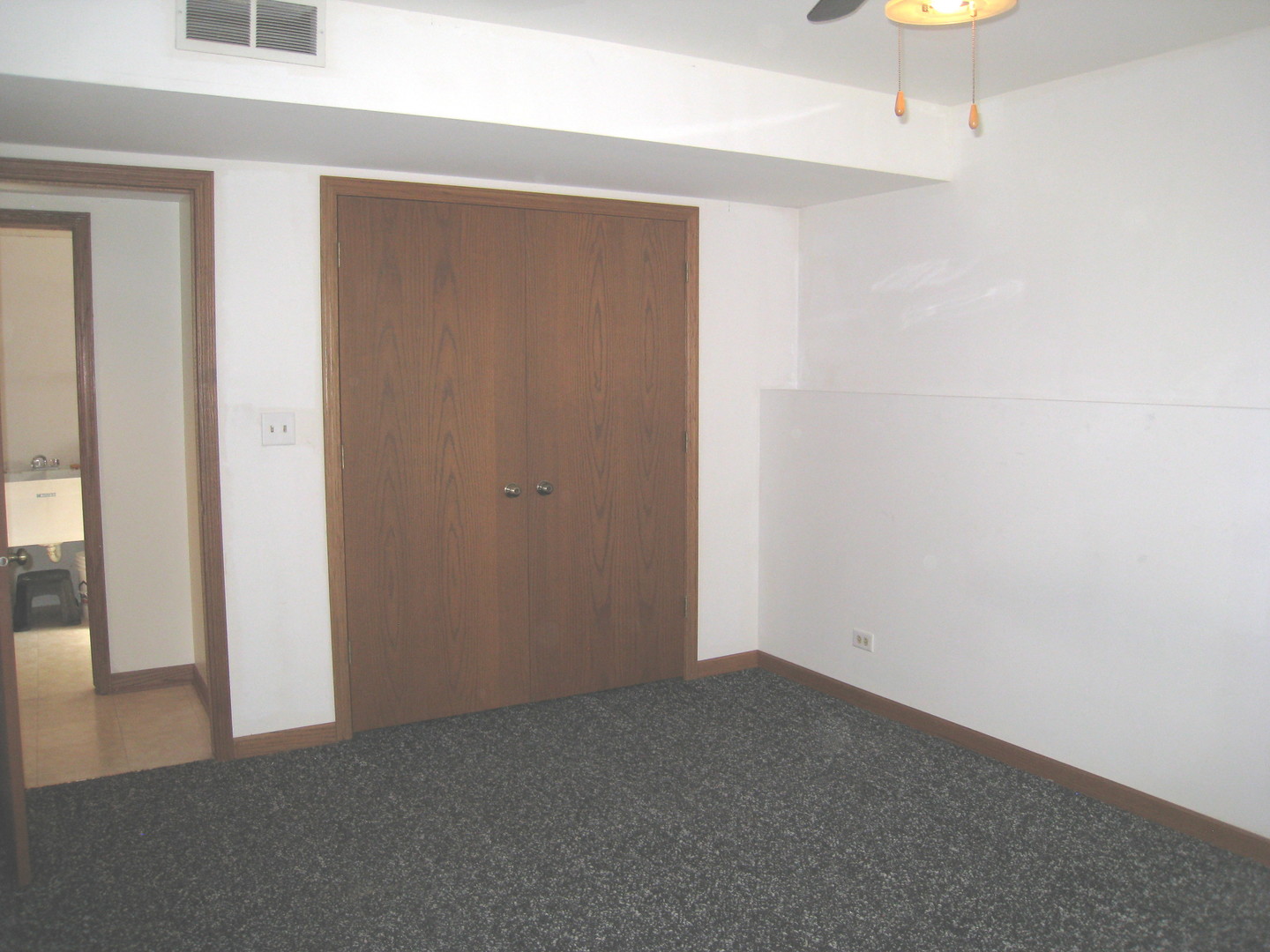 426 Castle Road McHenry, IL 60051 - Photo 24 of 35 Gallery Image 24