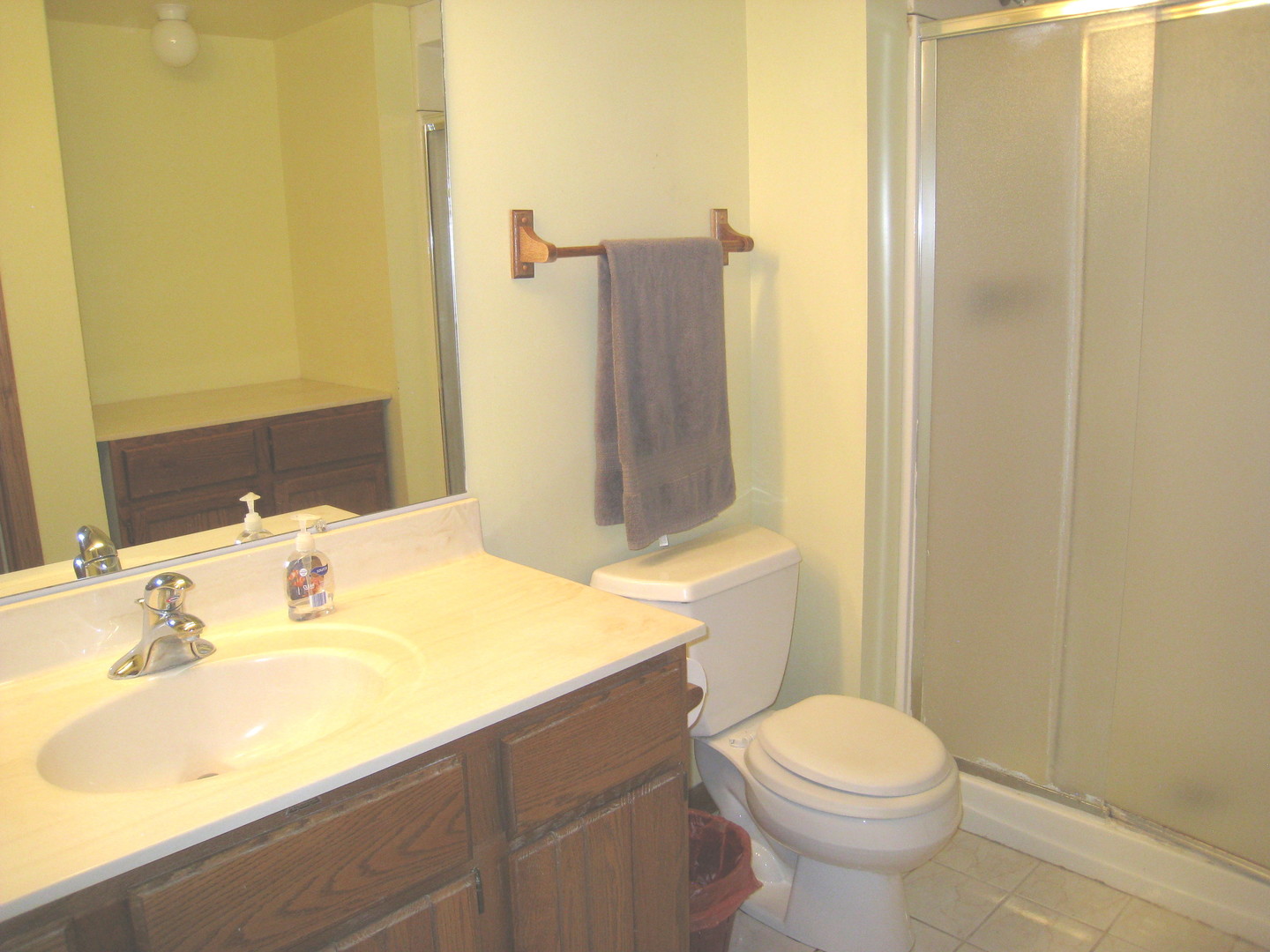 426 Castle Road McHenry, IL 60051 - Photo 25 of 35 Gallery Image 25
