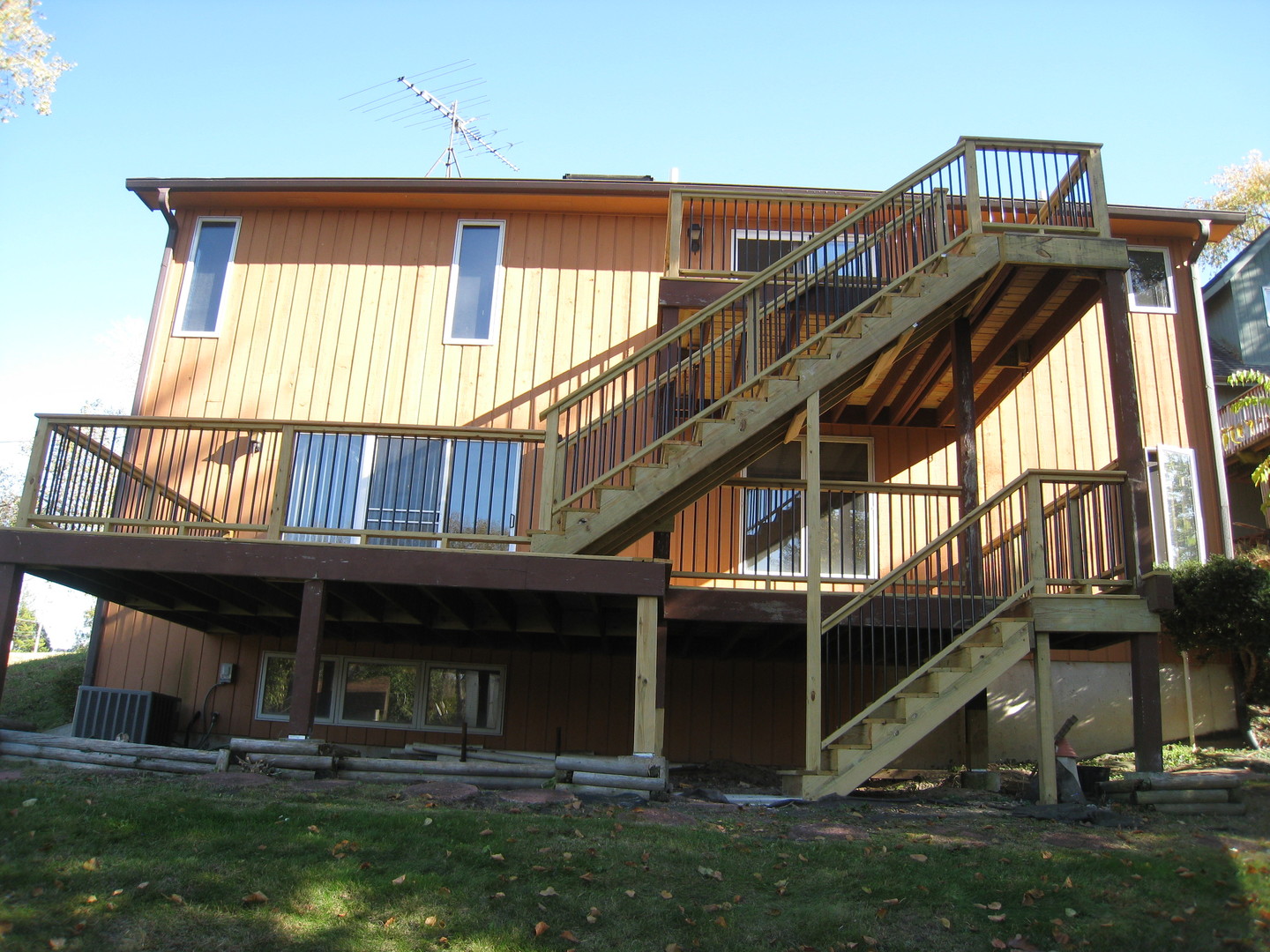 426 Castle Road McHenry, IL 60051 - Photo 4 of 35 Gallery Image 4