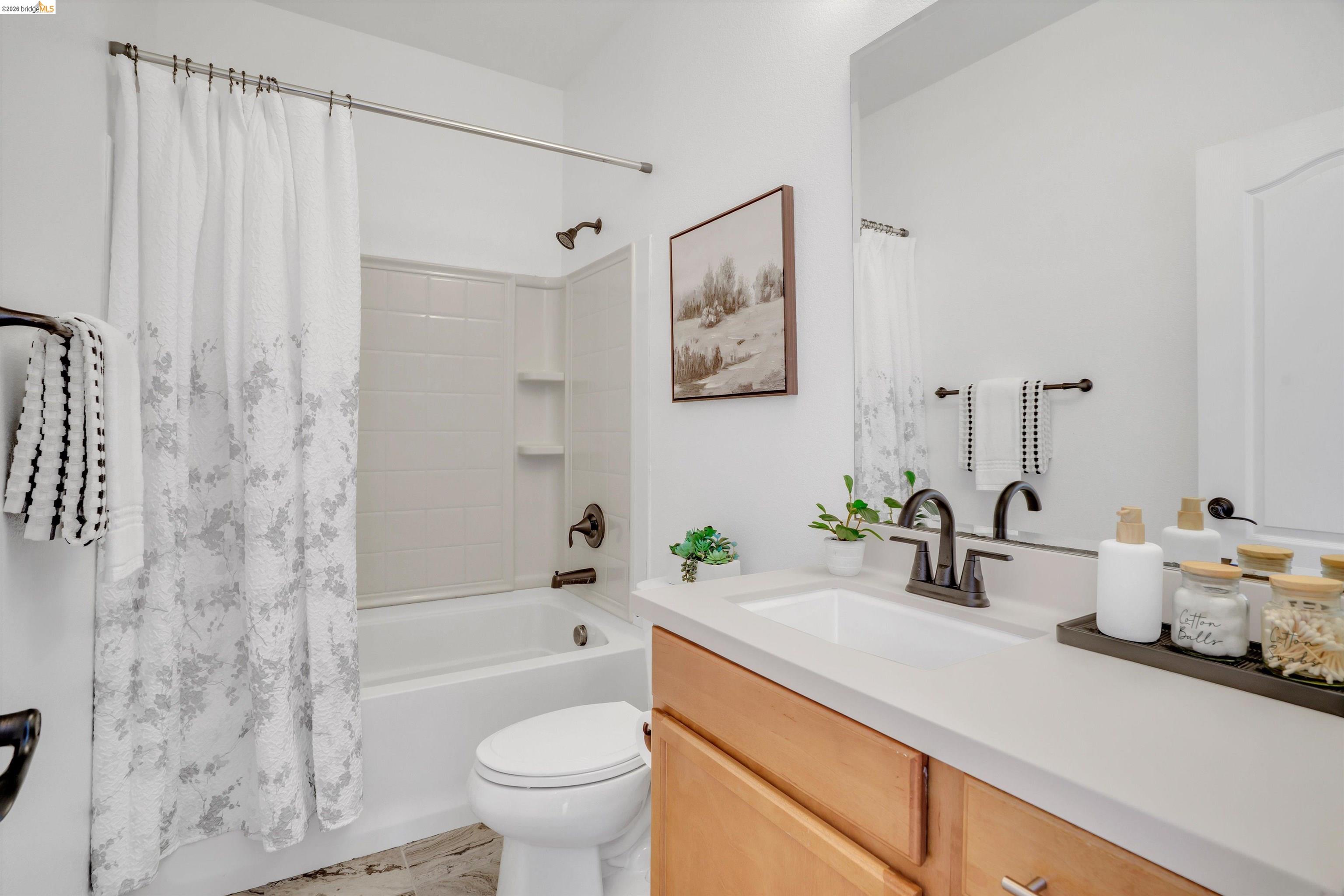 737 Katydid Court Martinez, CA 94553 - Photo 14 of 26