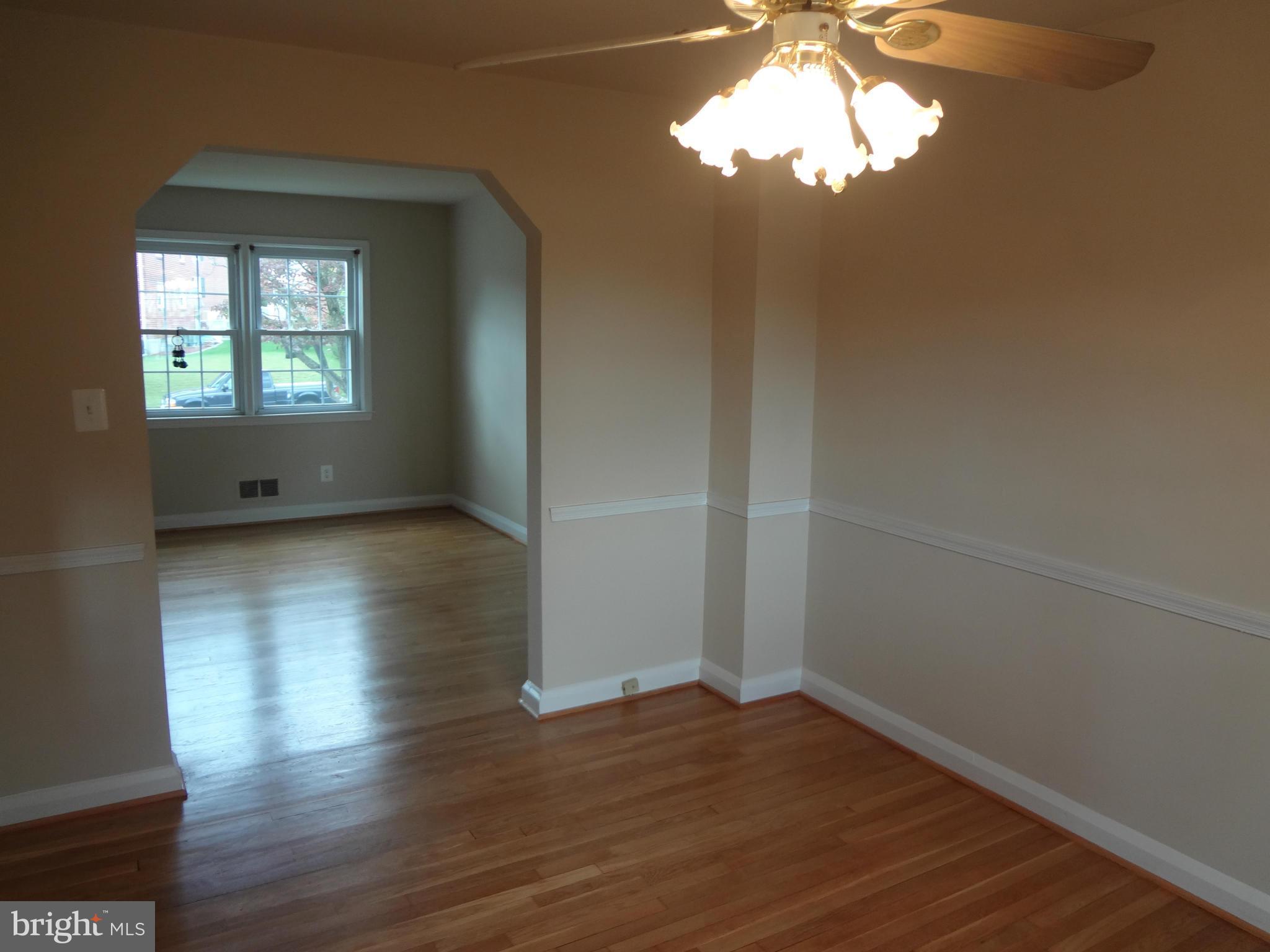 119 Garden Ridge Road Catonsville, MD 21228 - Photo 5 of 15 Dining Room w newly refinished floor