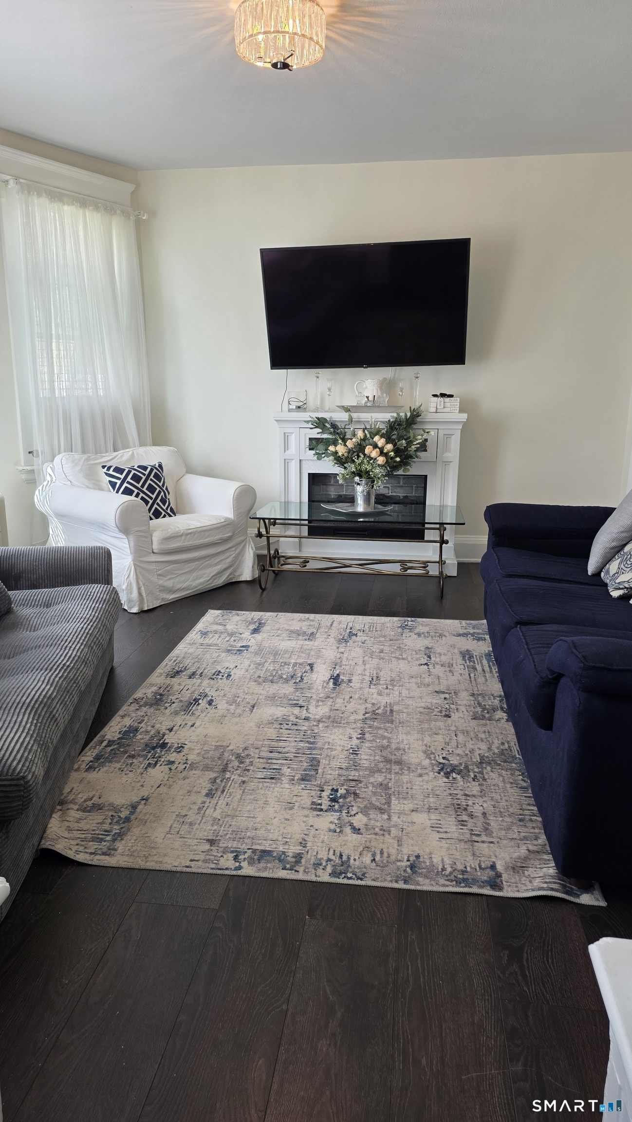 18 Greenmount Terrace Waterbury, CT 06708 - Photo 7 of 17 Gallery Image 7
