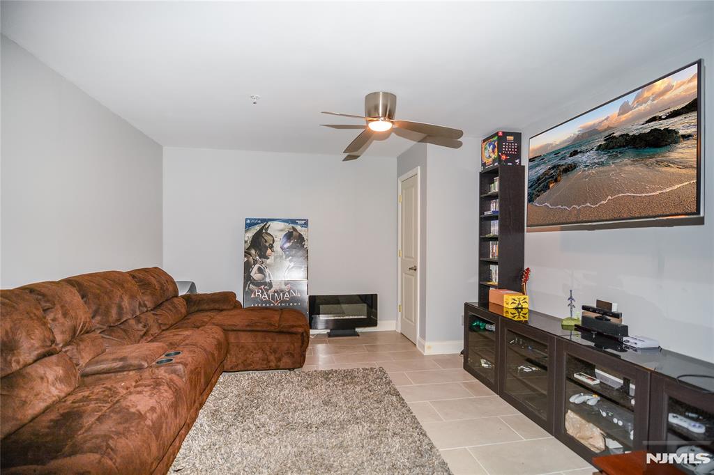 2102 Freeman Way, Unit 2102 Allendale, NJ 07401 - Photo 19 of 26