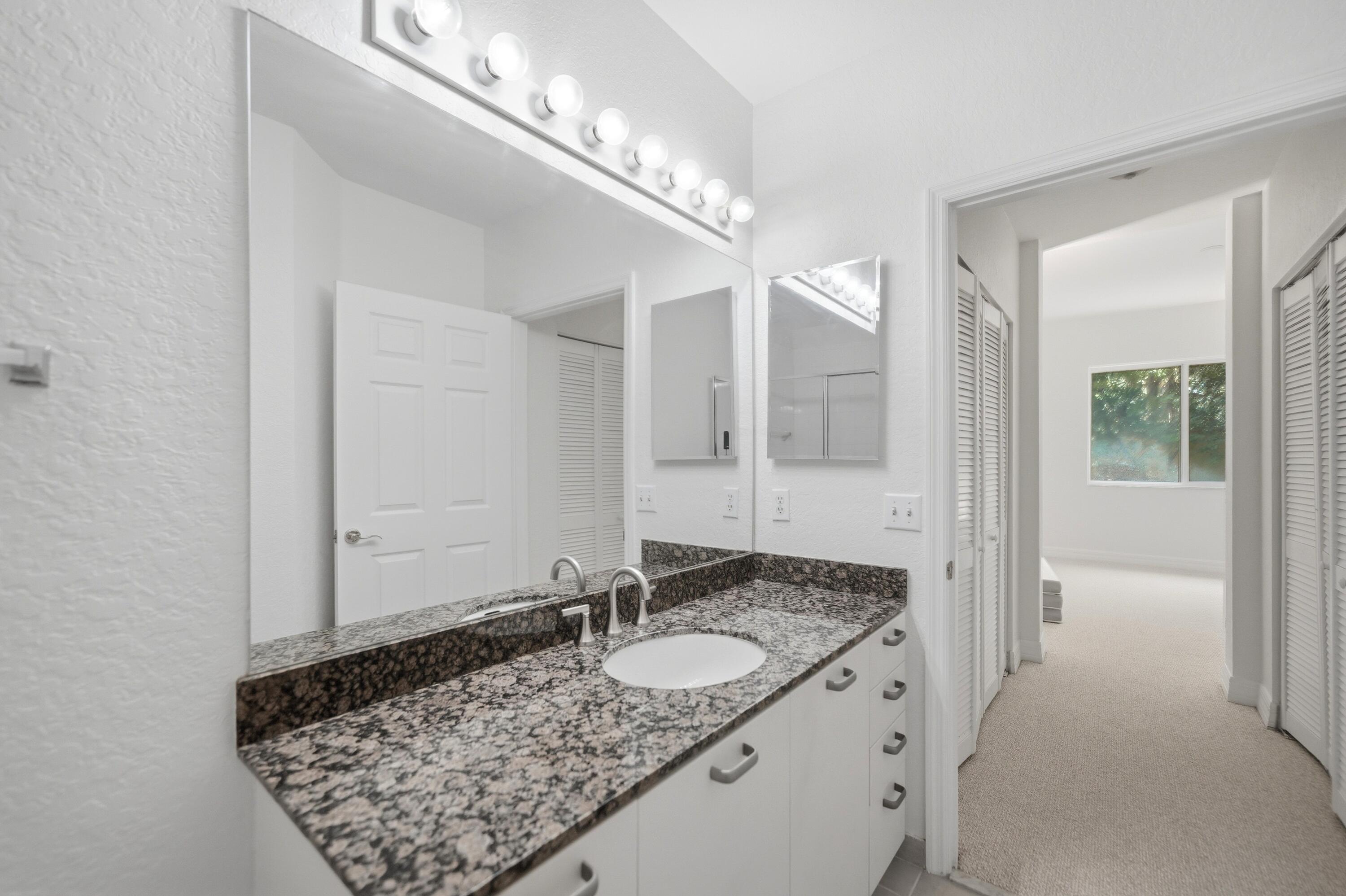 58 Southeast Palermo, Unit 104 Stuart, FL 34994 - Photo 15 of 37 39-print-58-se-palermo-ct-104