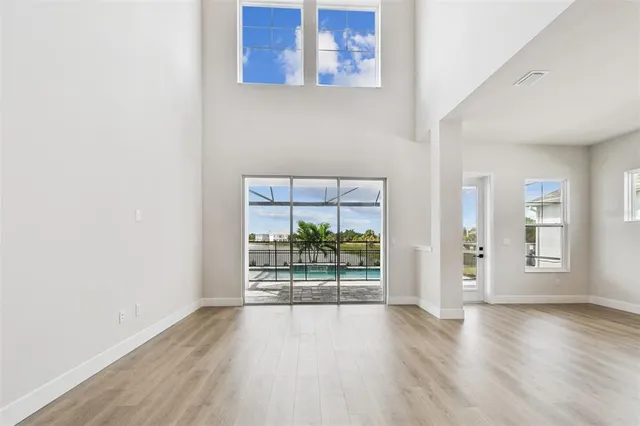 $1,079,990 | 1559 Running Tide Place, Sarasota, FL 34240