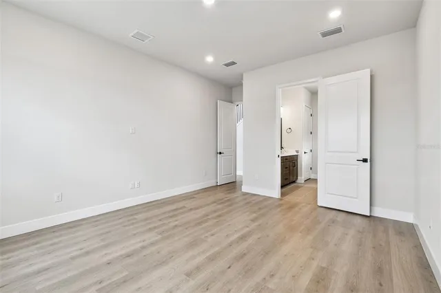 $1,079,990 | 1559 Running Tide Place, Sarasota, FL 34240