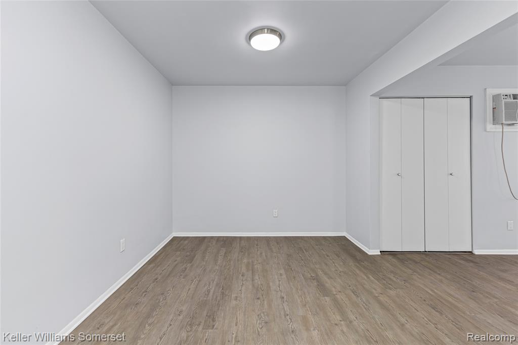 4345 Crooks Road, Unit 26 Royal Oak, MI 48073 - Photo 11 of 23 Gallery Image 11