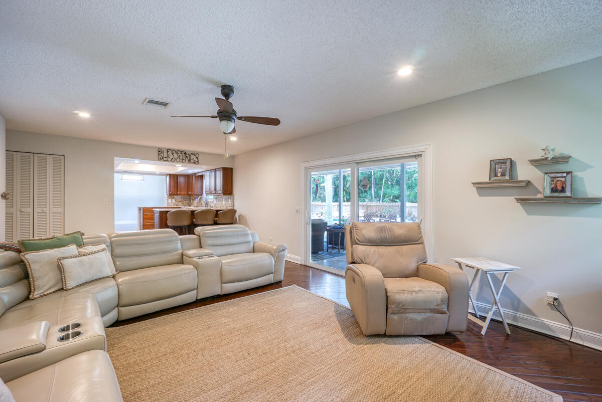 2122 Southwest Perry Terrace Stuart, FL 34997 - Photo 24 of 37 DSC05497