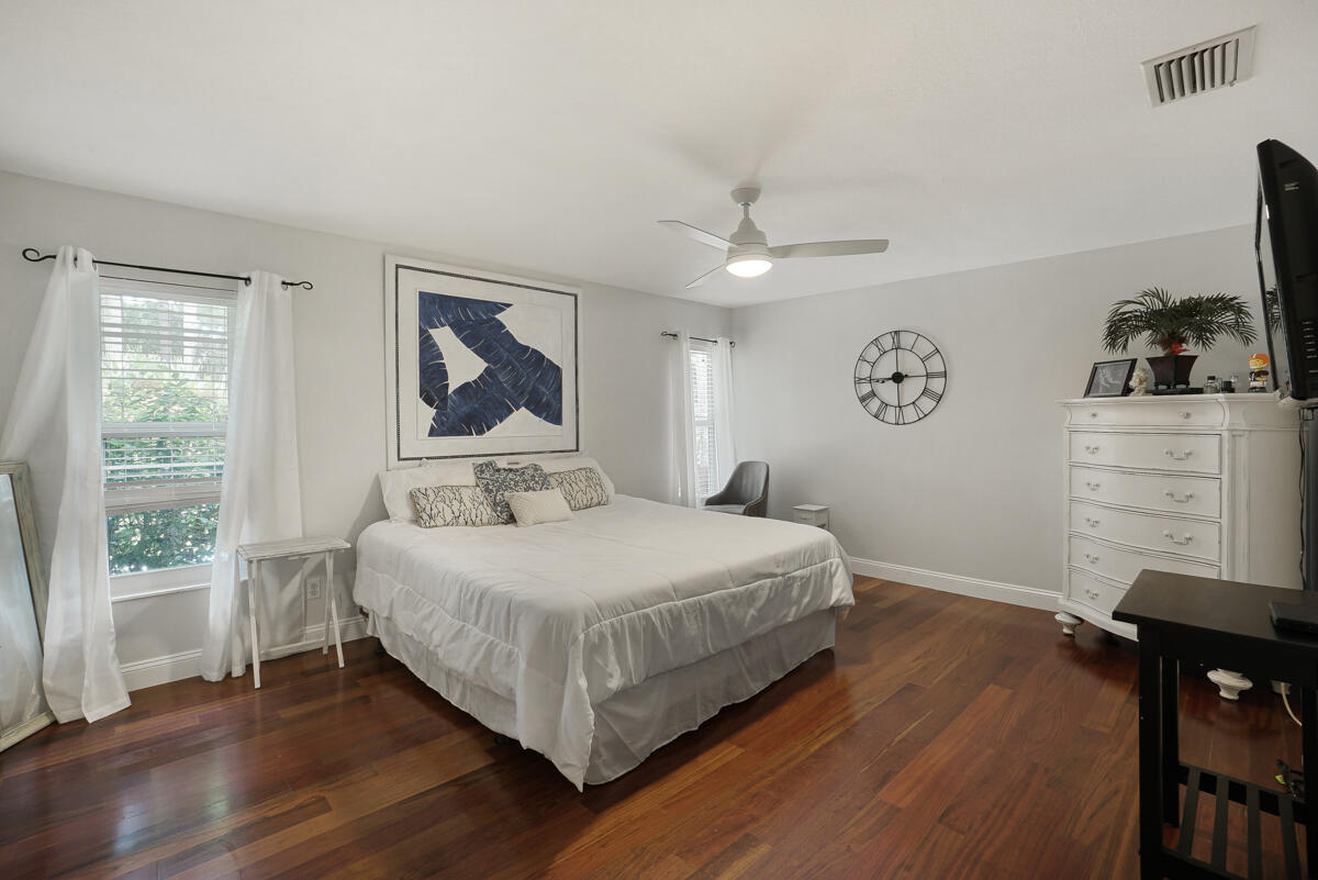 2122 Southwest Perry Terrace Stuart, FL 34997 - Photo 27 of 37 DSC05533