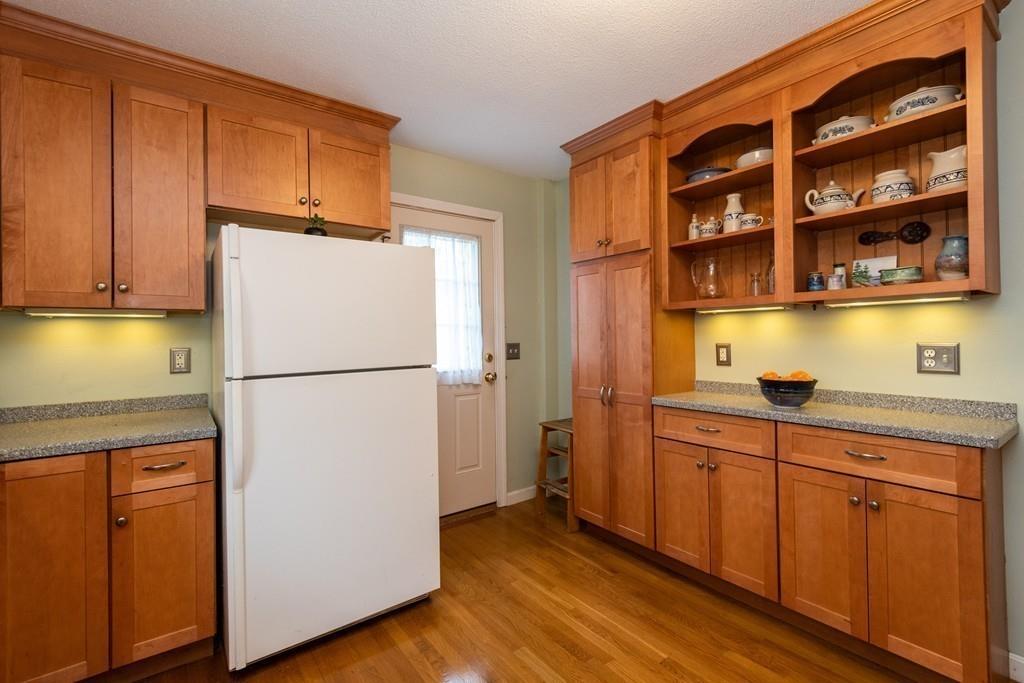 17 Bush Hill Road Ipswich, MA 01938 - Photo 6 of 42 Gallery Image 6