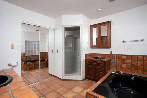 a view of a storage & utility room