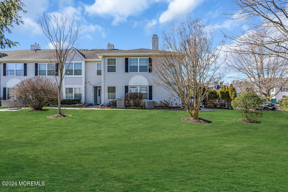 10 Racquet Road Belmar, NJ 07719 - Photo 5 of 23 Unit building