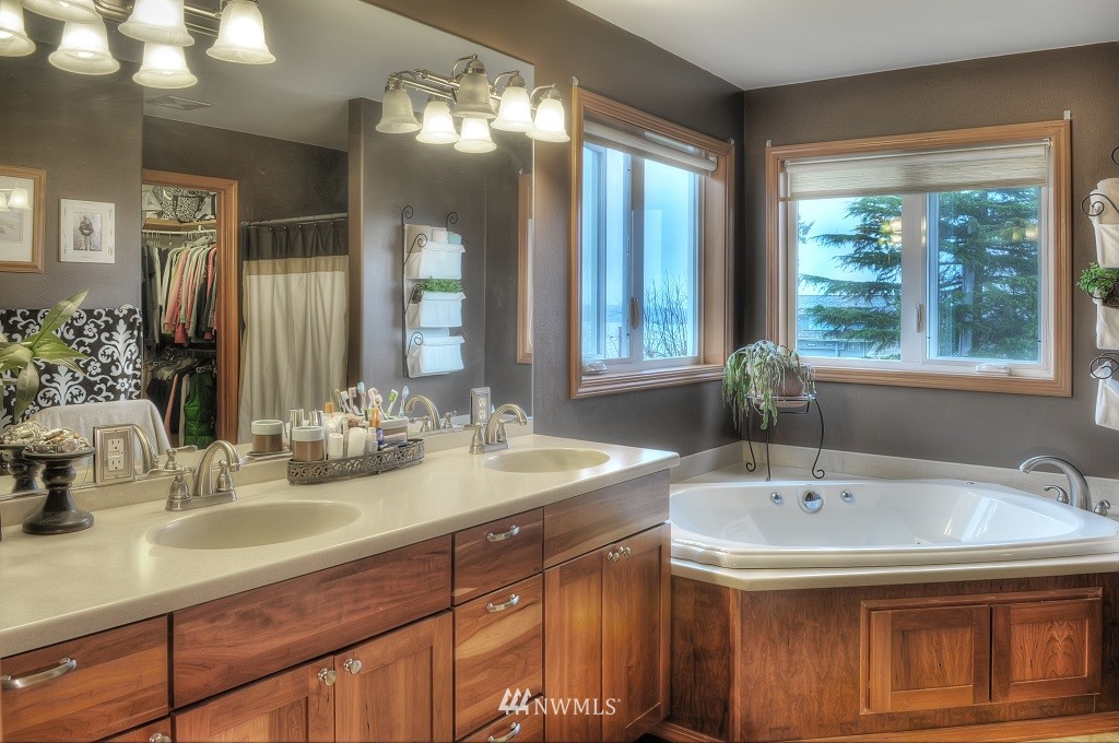 12130 South Keyport Road Northeast Poulsbo, WA 98370 - Photo 16 of 21 Gallery Image 16