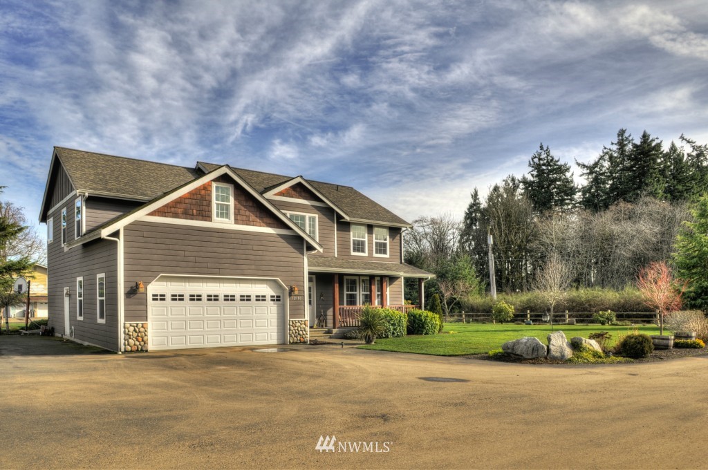 12130 South Keyport Road Northeast Poulsbo, WA 98370 - Photo 3 of 21 Gallery Image 3