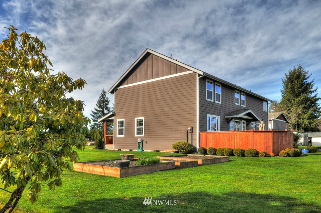 12130 South Keyport Road Northeast Poulsbo, WA 98370 - Photo 5 of 21 Gallery Image 5