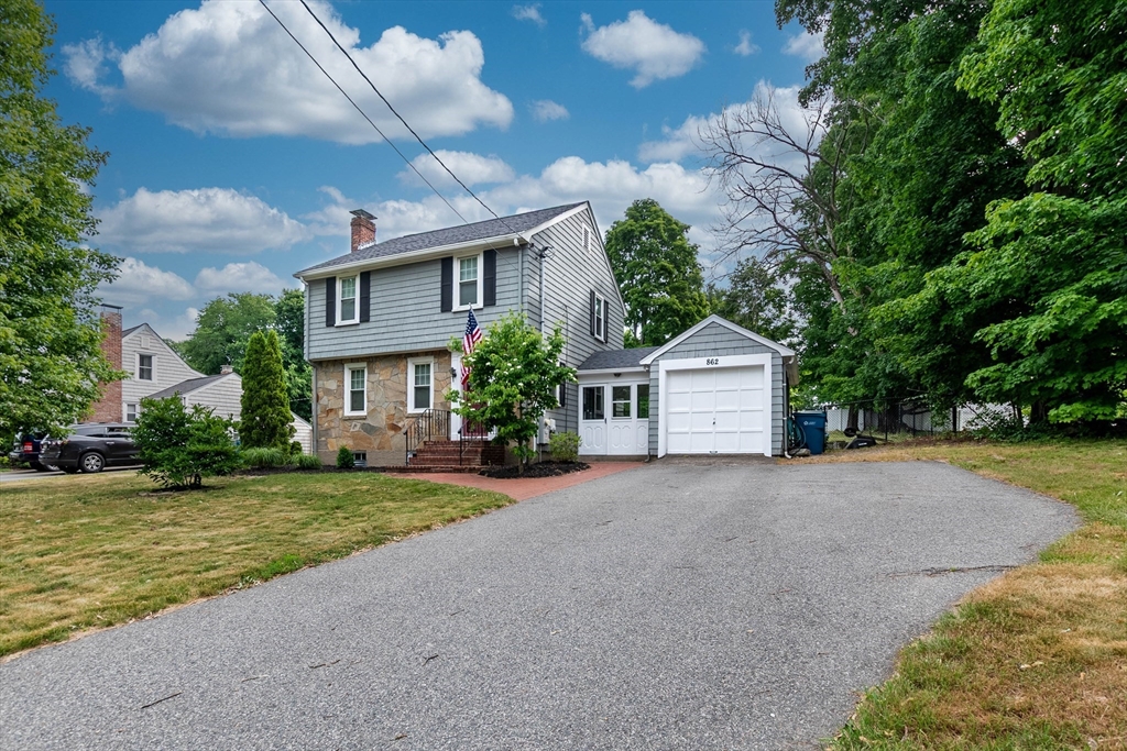 862 Pleasant Street Canton, MA 02021 - Photo 4 of 28