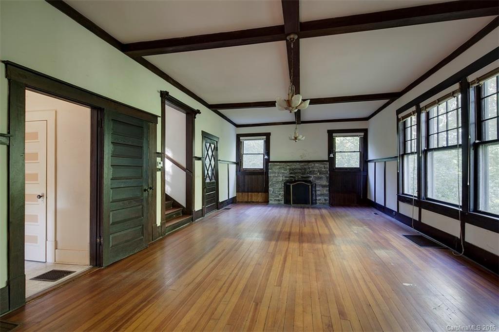 705 Probart Street Brevard, NC 28712 - Photo 4 of 20 Gallery Image 4
