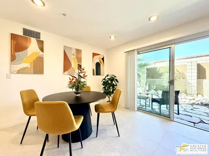 $599,000 | 588 East San Lorenzo Road, Unit 104, Palm Springs, CA 92264