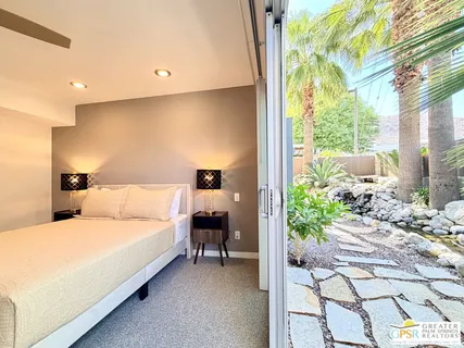 $599,000 | 588 East San Lorenzo Road, Unit 104, Palm Springs, CA 92264