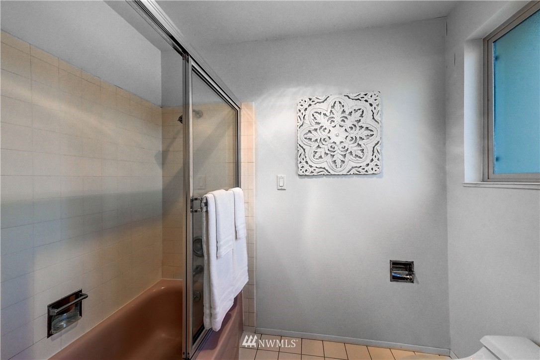 16415 Balder Lane Bothell, WA 98011 - Photo 20 of 28 Gallery Image 20
