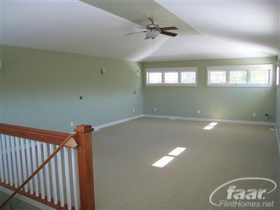 9218 Center Road Fenton, MI 48430 - Photo 16 of 28 20282499-15.JPG