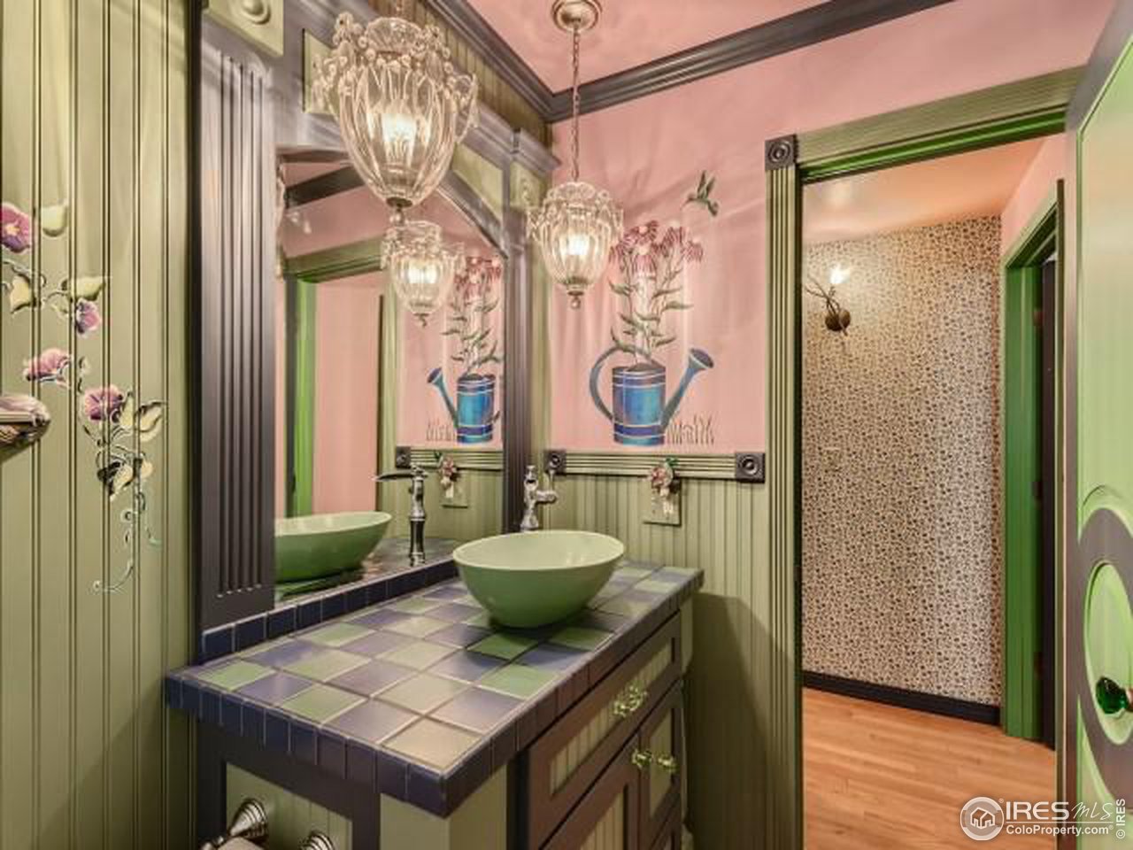 28 Wild Tiger Road Boulder, CO 80302 - Photo 14 of 39 a bathroom with a granite countertop sink a toilet and shower