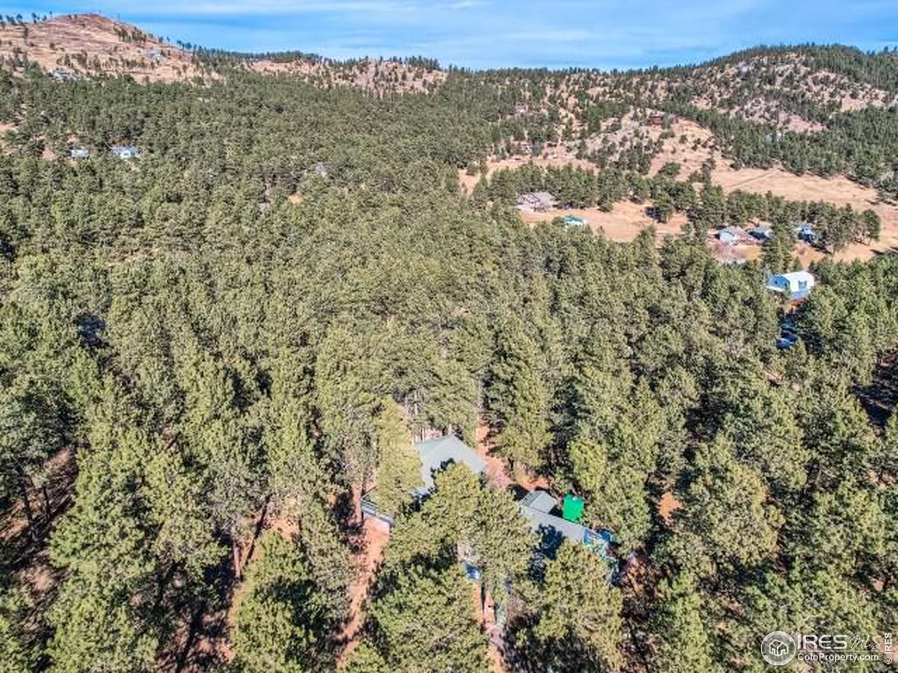 28 Wild Tiger Road Boulder, CO 80302 - Photo 34 of 39 a view of a building