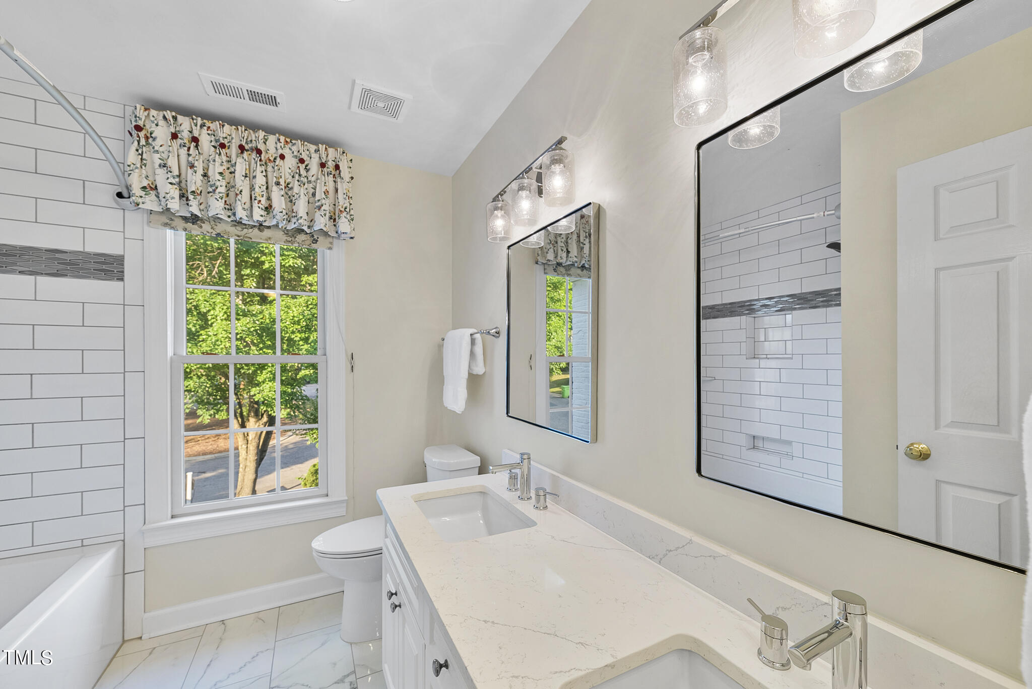 5509 Killarney Hope Drive Raleigh, NC 27613 - Photo 12 of 77 DSC03220