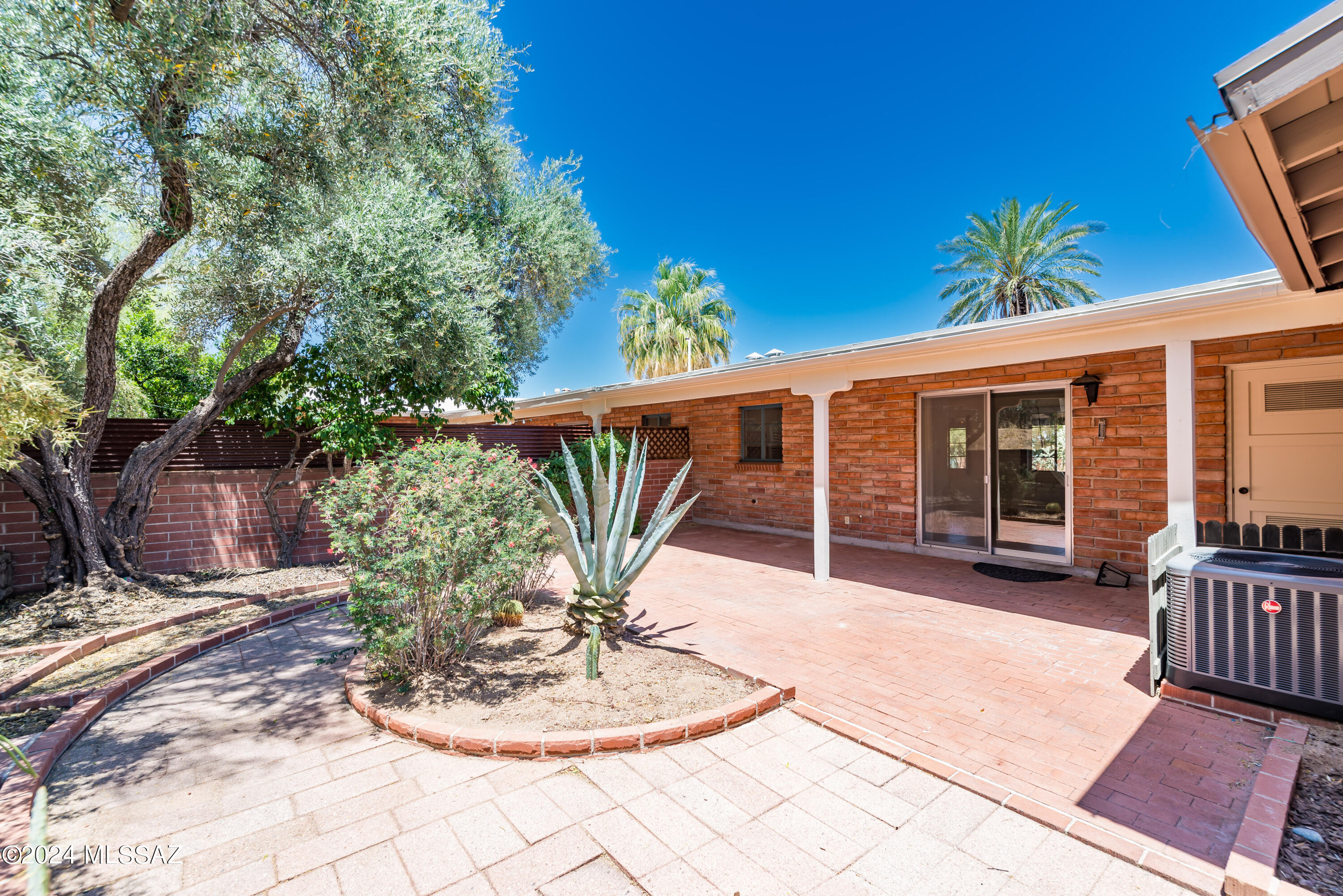 25 West Roma Drive Oro Valley, AZ 85737 - Photo 28 of 35