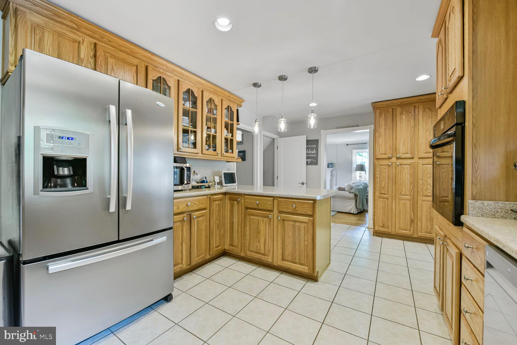 7611 Kingsbury Road Alexandria, VA 22315 - Photo 12 of 57