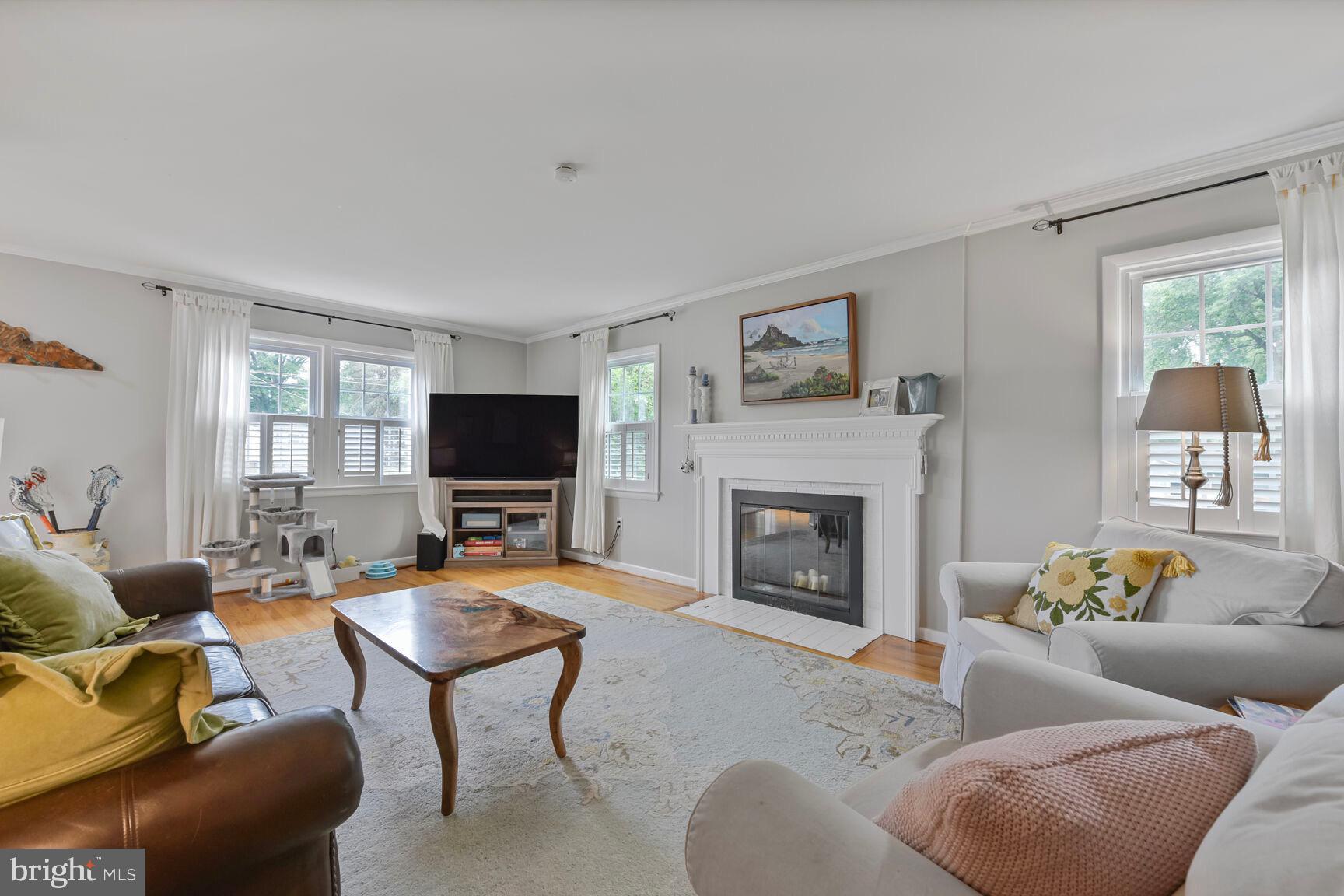 7611 Kingsbury Road Alexandria, VA 22315 - Photo 6 of 57