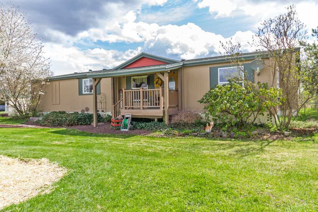 3705 West Oregon Road Deer Park, WA 99006 - Photo 2 of 20