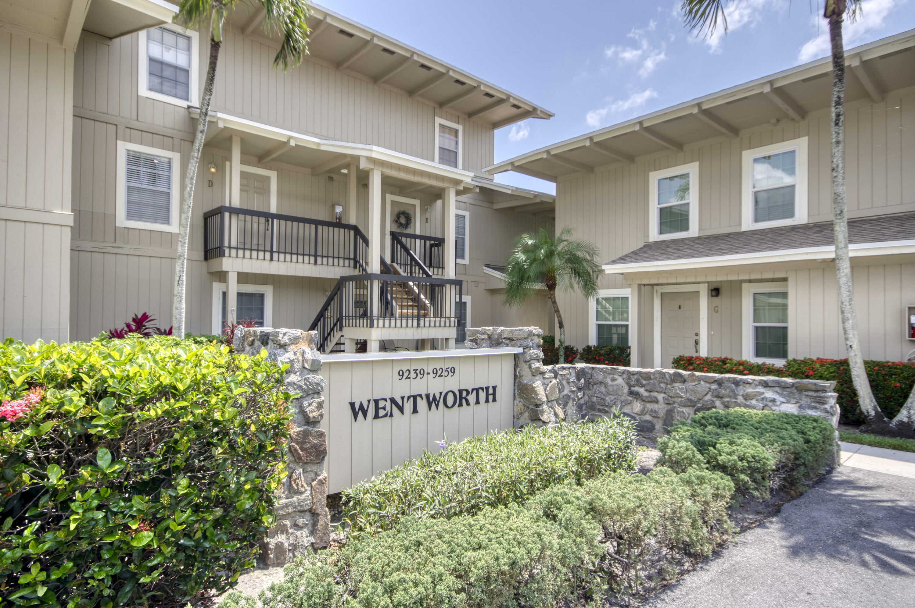 9239 Southeast Riverfront Terrace, Unit D Jupiter, FL 33469 - Photo 18 of 33 IMG-1