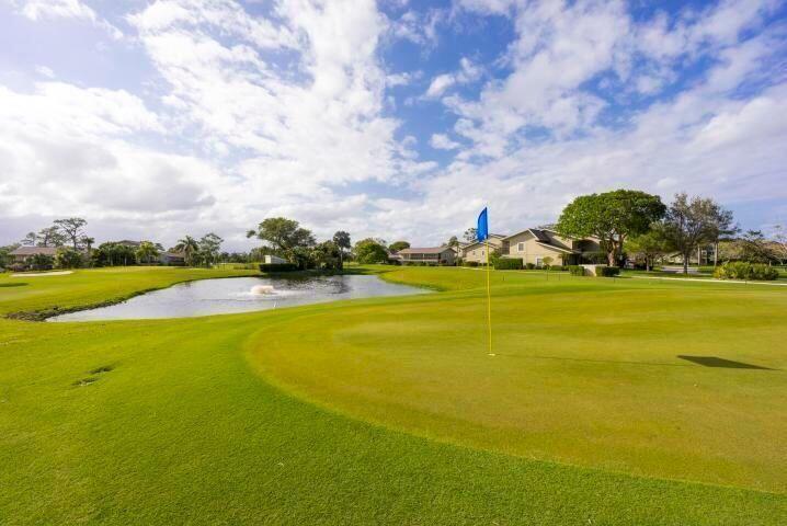 9239 Southeast Riverfront Terrace, Unit D Jupiter, FL 33469 - Photo 32 of 33 7
