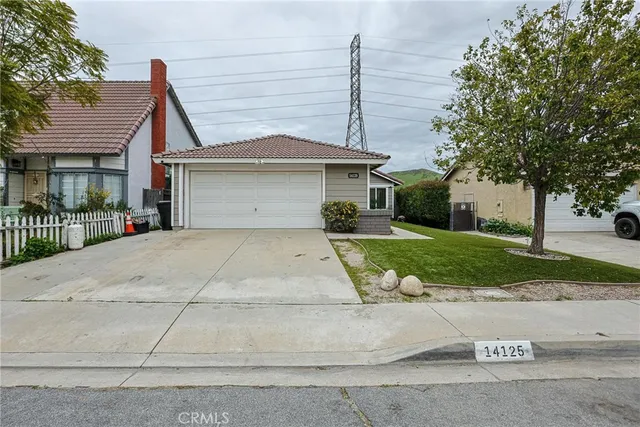 $499,900 | 14125 Green Vista Drive, Fontana, CA 92337