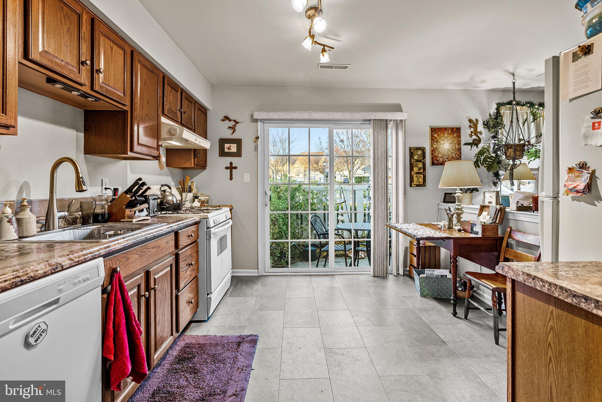 3601 Gramercy Way Mount Laurel, NJ 08054 - Photo 3 of 26