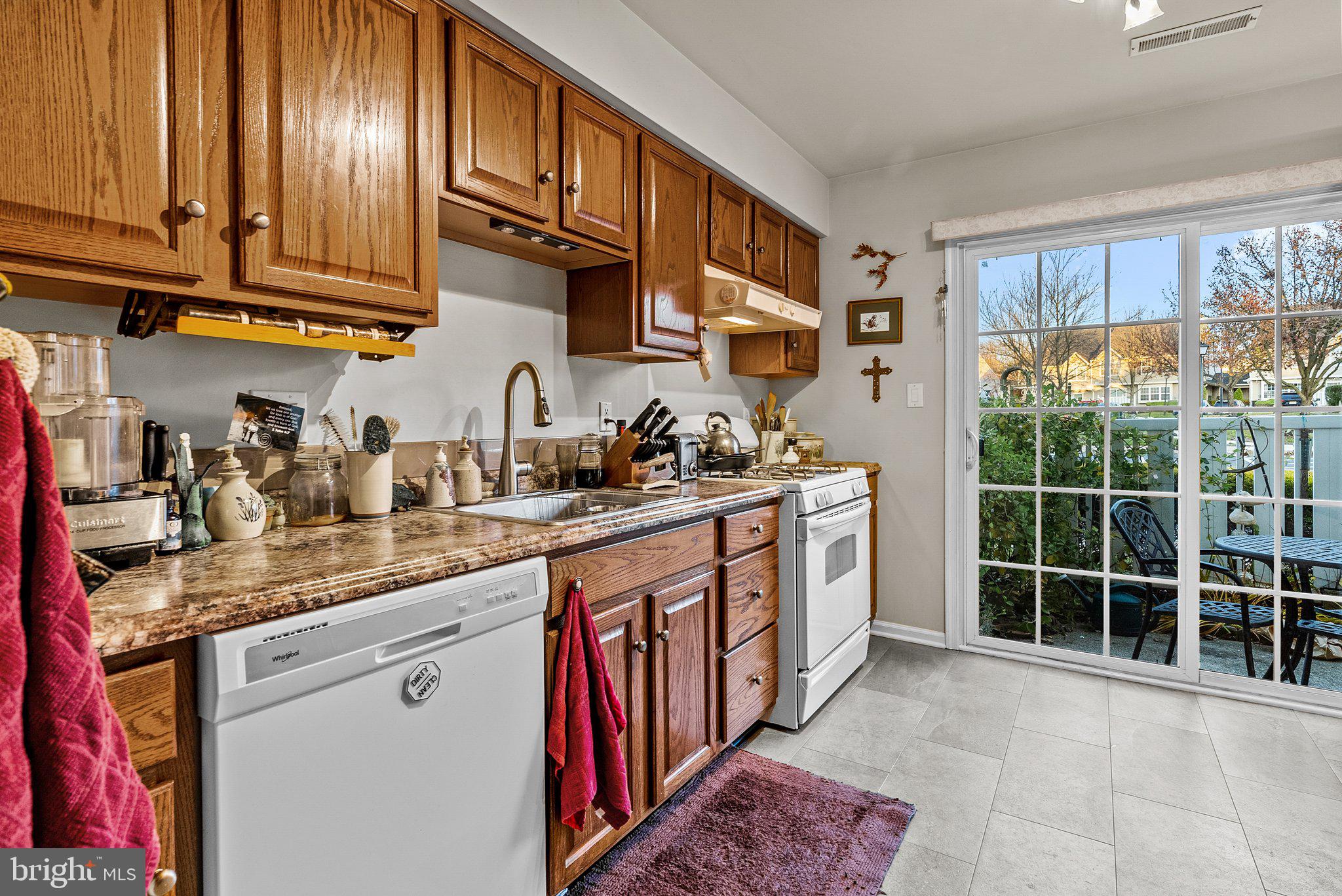 3601 Gramercy Way Mount Laurel, NJ 08054 - Photo 4 of 26