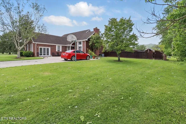 $458,000 | 523 North 30th Street, Middlesboro, KY 40965