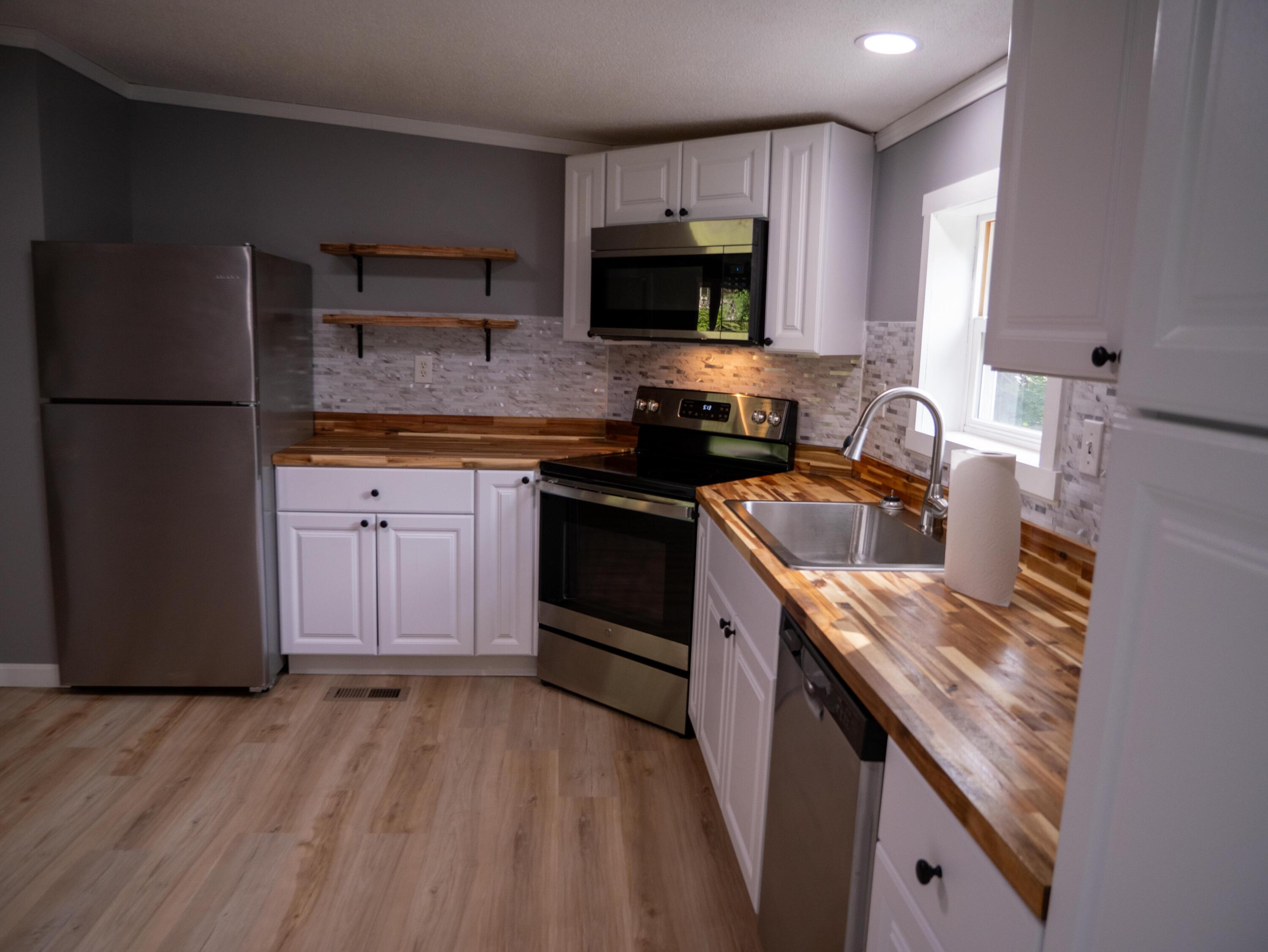 103 Jim Grant Road Lebanon, ME 04027 - Photo 11 of 39 P1001602