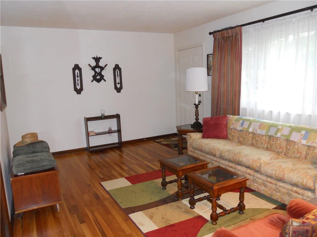 8050 Folkstone Road Indianapolis, IN 46268 - Photo 3 of 24 Gallery Image 3