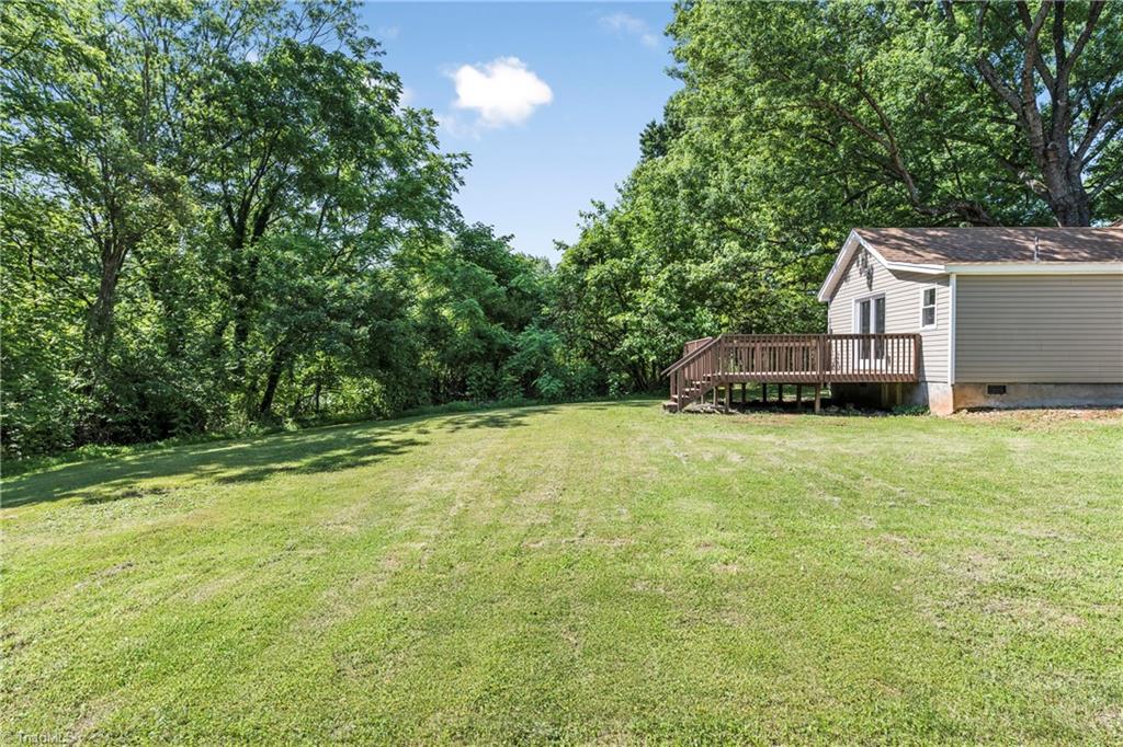 4847 Dippen Road Winston-Salem, NC 27105 - Photo 10 of 43