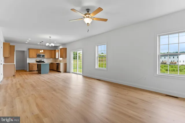 $549,900 | 537 Coral Bells Drive, Mechanicsburg, PA 17055