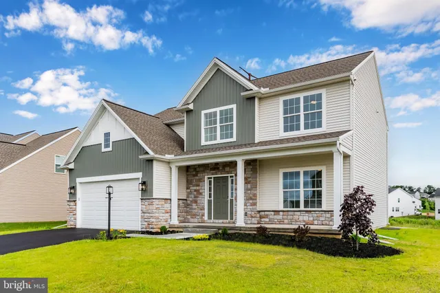 $549,900 | 537 Coral Bells Drive, Mechanicsburg, PA 17055