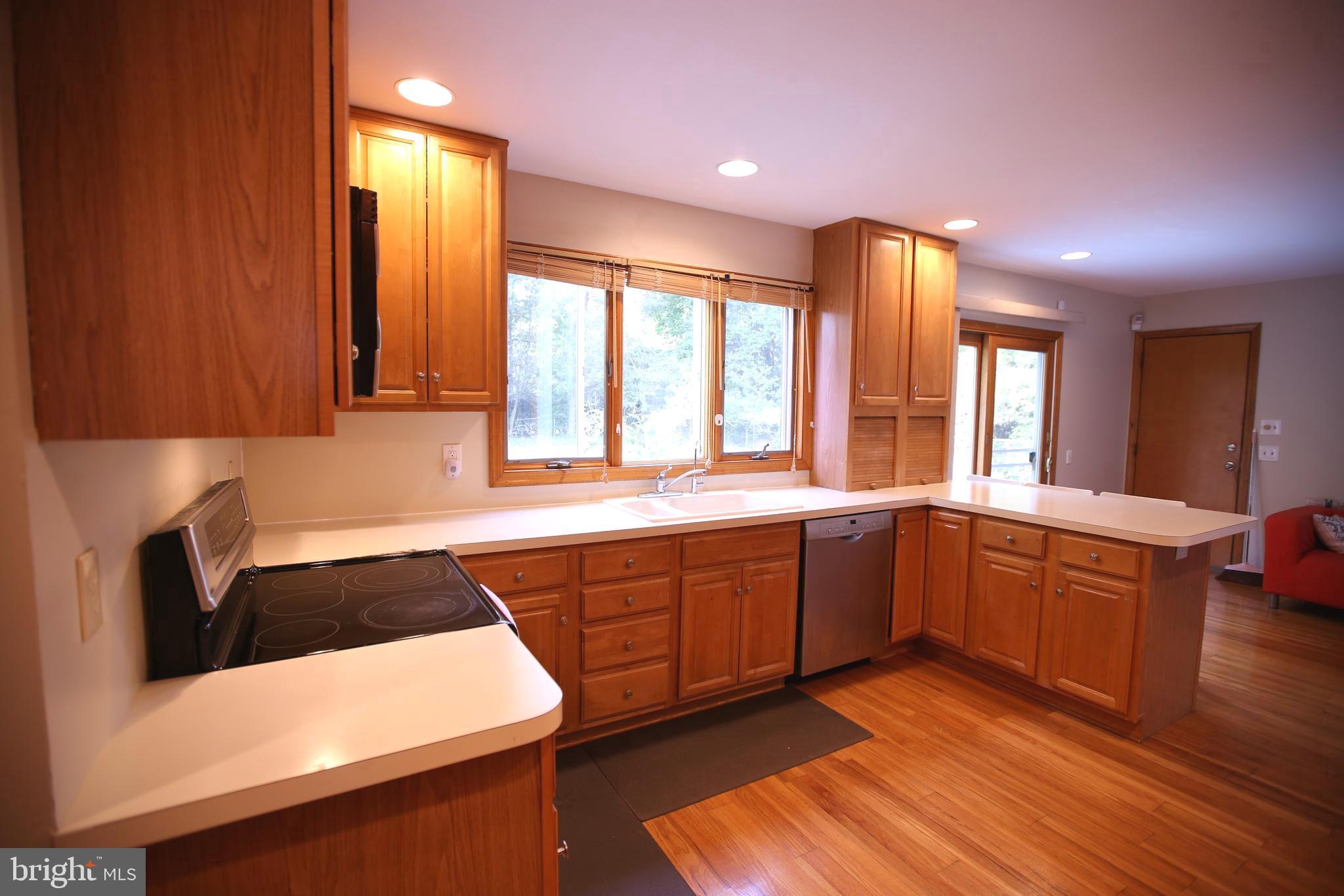 351 Clarksville Road Princeton Junction, NJ 08550 - Photo 20 of 49 Gallery Image 20