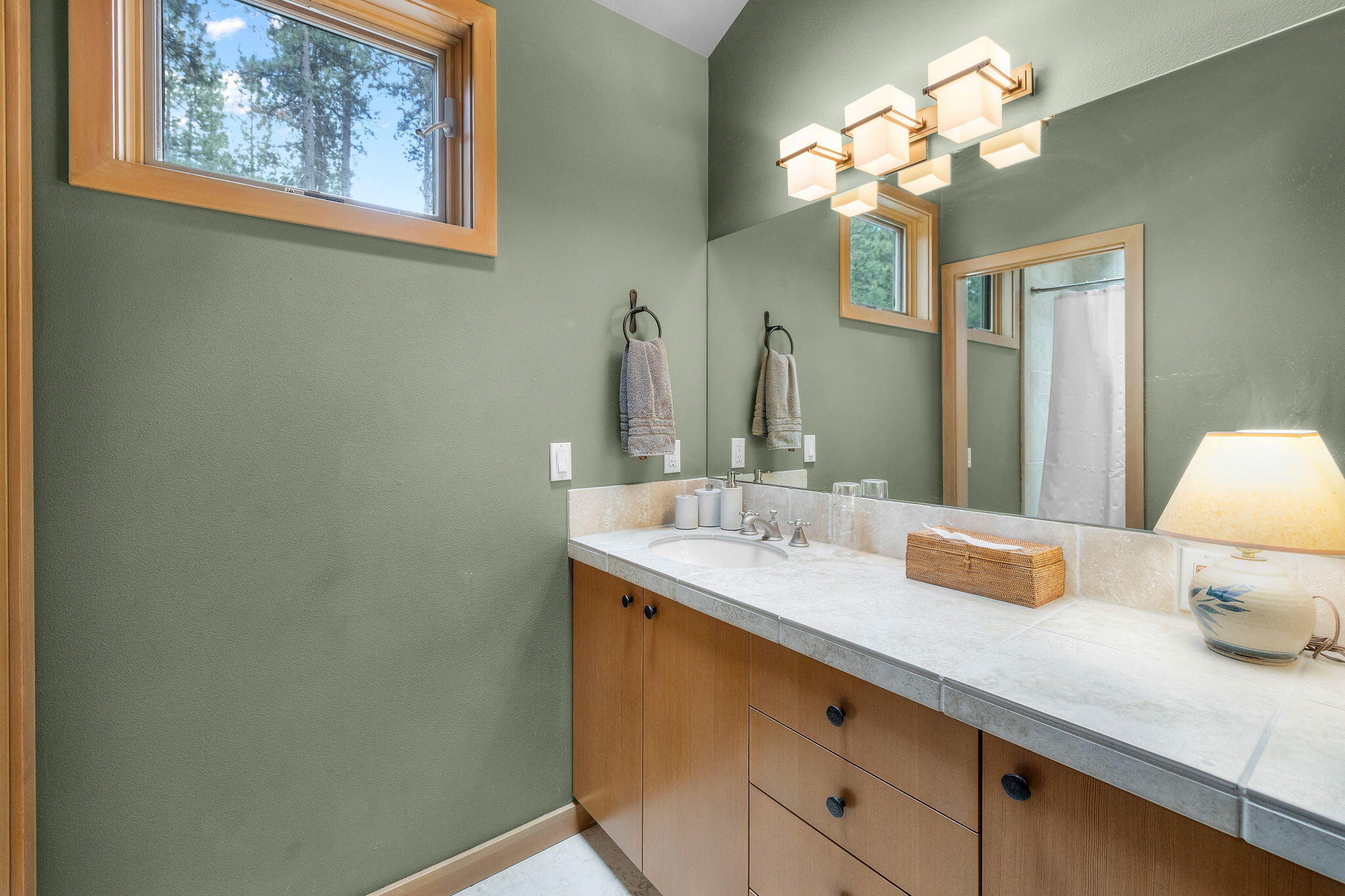13729 Mentha, Unit EM 32 Black Butte Ranch, OR 97759 - Photo 38 of 76