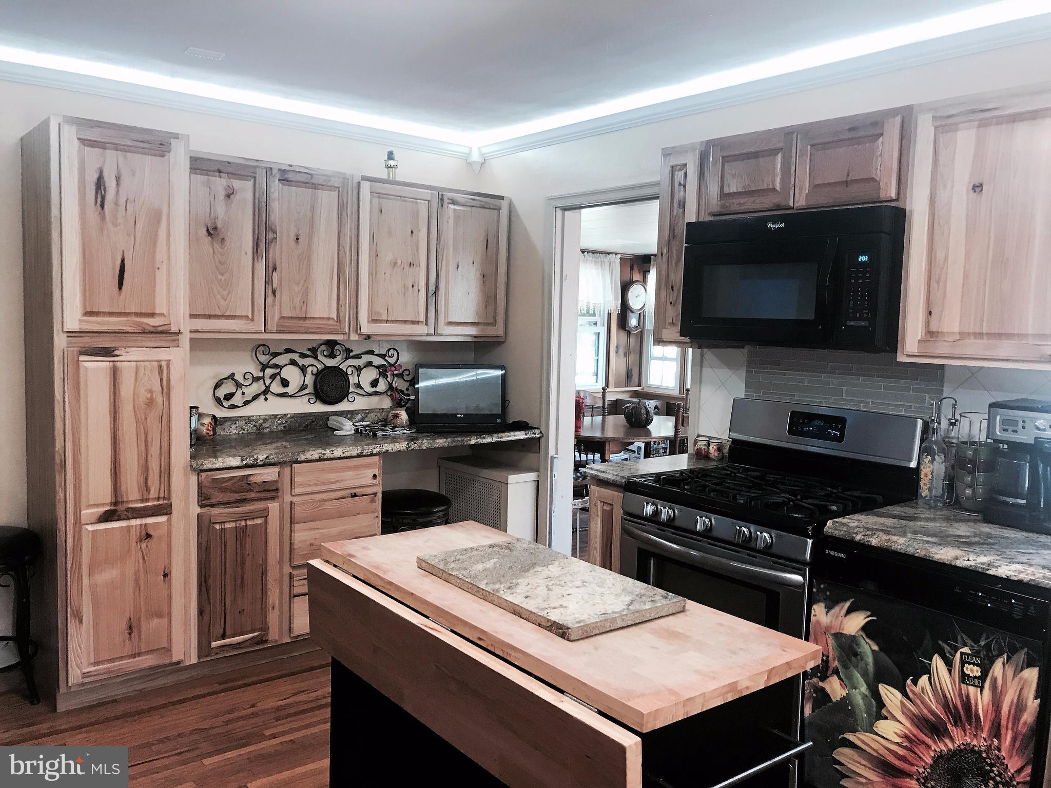 11311 Marbern Road Hagerstown, MD 21740 - Photo 4 of 18 Kitchen