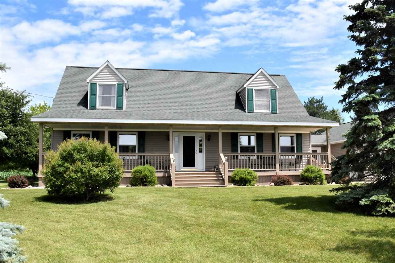 1291 South Mackinaw Road Kawkawlin, MI 48631 - Photo 1 of 37